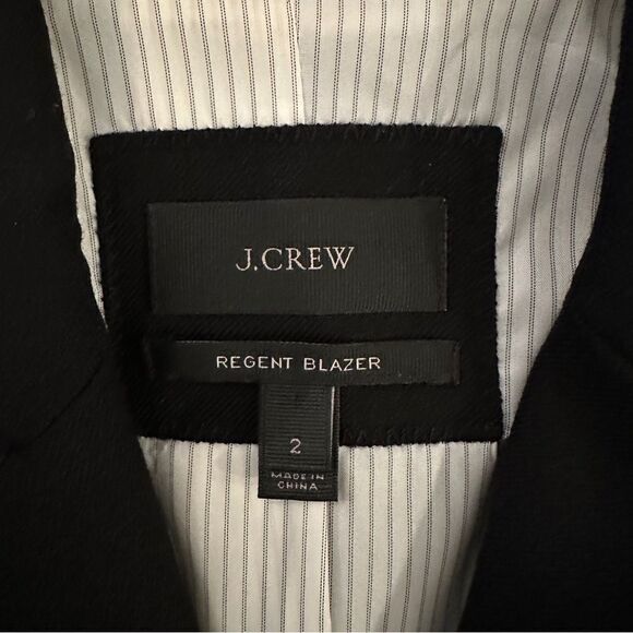 J. Crew Regent blazer in four-season stretch - Picture 5 of 6